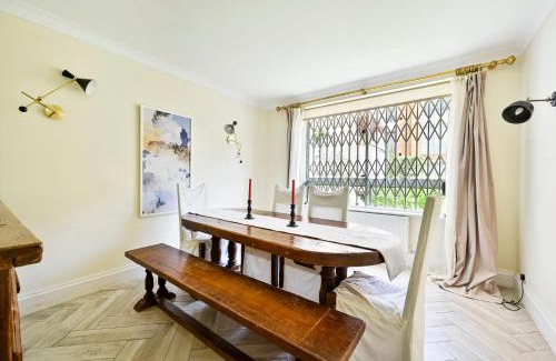 Knightsbridge Villa | bloomrooms@Knightsbridge/HydePark