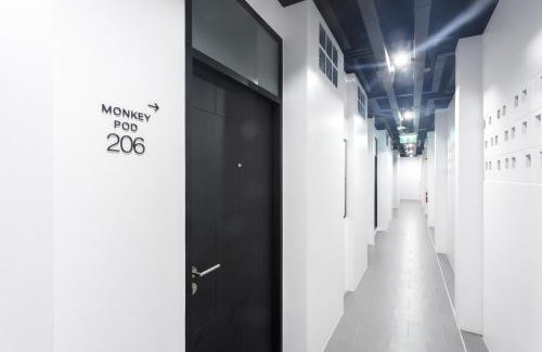 Ranong Hotel | Blu Monkey Hub & Hotel Ranong