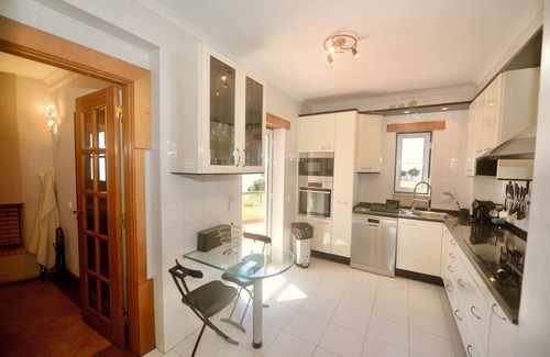 Sao Martinho do Porto Apartment | Blue - Amazing 4 bedroom apartment with view over the Atlantic in great resort