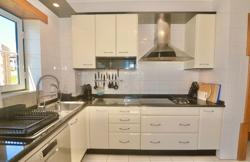 Sao Martinho do Porto Apartment | Blue - Amazing 4 bedroom apartment with view over the Atlantic in great resort