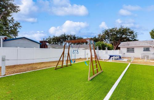 College Green Estates House | Blue Boat House