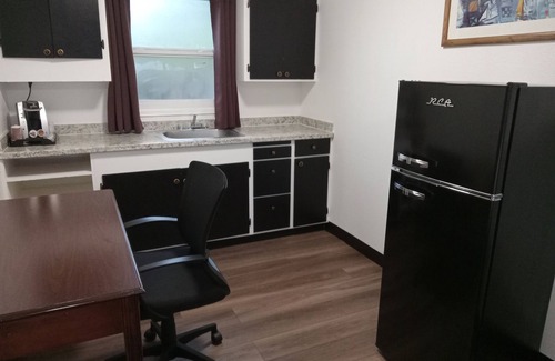 Brookings Hotel | Blue Coast Inn and Suites