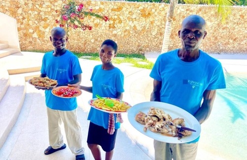 Watamu Villa | Blue Diamond Villa Watamu: Double Room with Pool View