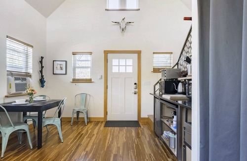 Mississippi District House | Blue Door Tiny Home in Mississippi District, near downtown & Convention Center