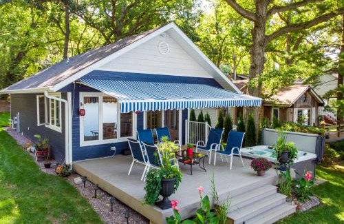 Tichigan Villa | Blue Fish Cottage