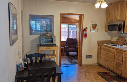 Winchester Bay House | Blue Heron Getaway. Come enjoy the spring and summer in our great cozy house.n