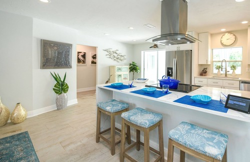 Bee Ridge House | Blue Heron Ranch - Coastal, Modern, Private w/Resort Style Pool