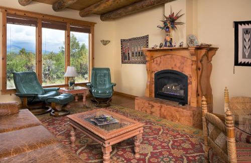 Hesperus Bed & Breakfast | Blue Lake Ranch