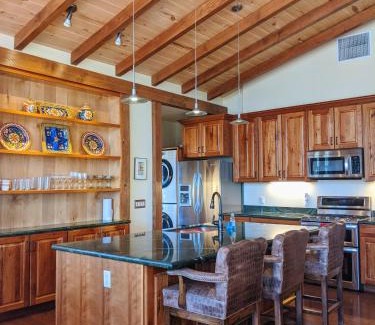 Hesperus Bed & Breakfast | Blue Lake Ranch