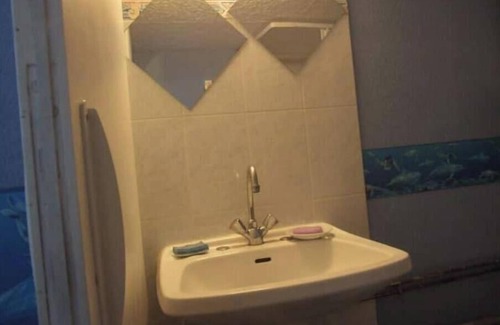 Donneville Bed & Breakfast | Blue room