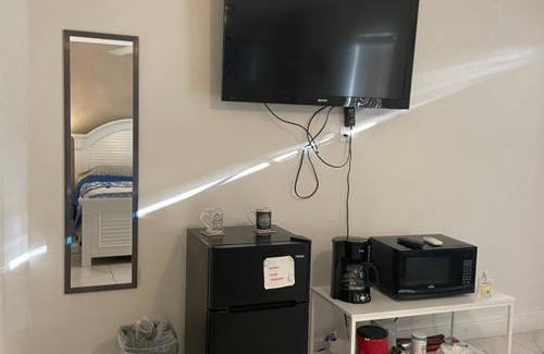 San Carlos Park Apartment | Blue Sky