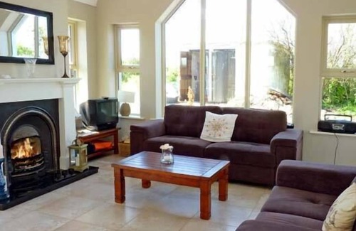 Spanish Point Cottage | BLUEBELL COTTAGE, pet friendly in Spanish Point, County Clare