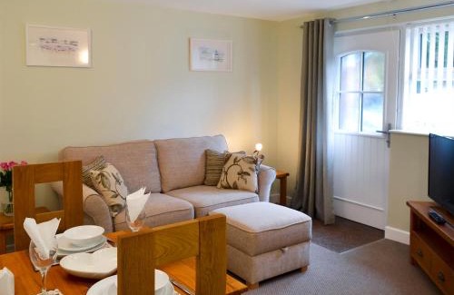 Saint Goran House | Bluebell