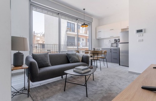 Florentin Apartment | Blueground | Florentine, Bright, 2 Balconies (TLV-16)