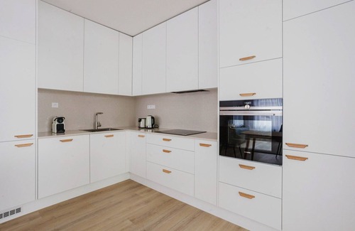 Holesovice Apartment | Blueground | Holešovice, museums & foodie area (PRG-11)