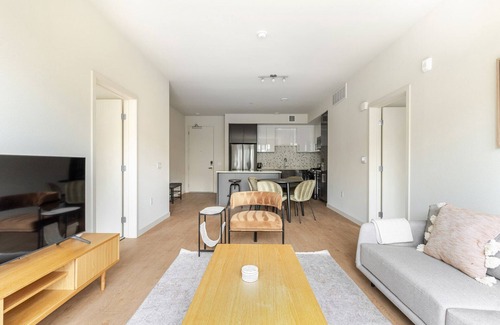 Piedmont Avenue Apartment | Blueground | Oakland, AC, gym & rooftop BBQ