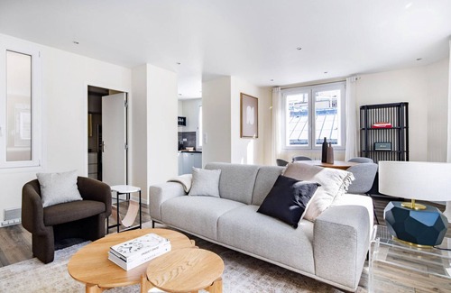 Vivienne Apartment | Blueground | Sentier, near Grand Boulevards