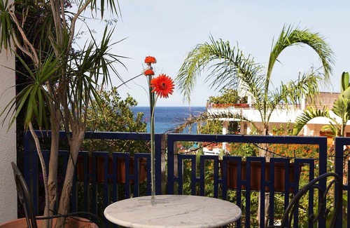 Addaura House | Bluehome addaura/mondello sea view with outdoor spaces.