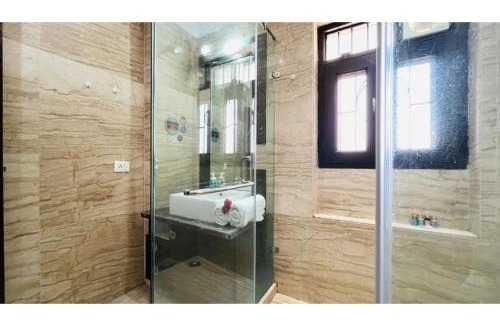 Kailash Colony Apartment | BluO Studio - M Block Mkt Greater Kailash