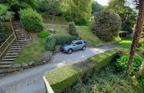 Belgirate Apartment | BMP APARTMENT GIOIOSA 1 terrazza vista Lago