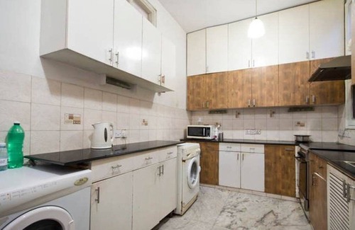 Saket Apartment | BNB CHRYSALIS - THE RIGHT CHOICE !