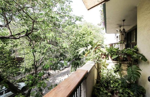 Saket Apartment | BNB CHRYSALIS - THE RIGHT CHOICE !