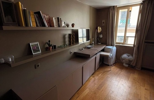 5th Arrondissement Apartment | BnBNook - Latin Quarter 1BR - Walk to Notre-Dame