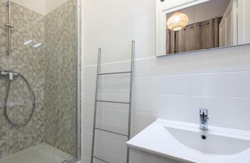 Villette Gare Apartment | BnGo I Luxe & Confort I Gare PartDieu, 2 personnes, Aéroport, Rhone-Express