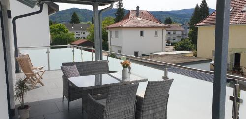 Buhl Apartment | Boardingappartement Windeckblick, ruhige, zentrale Lage mit großem Südbalkon