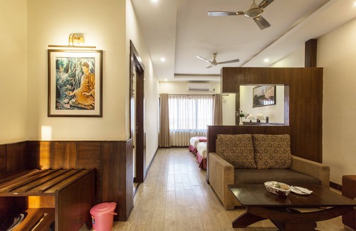 Basantapur Hotel | Bodhi Redsun - Shinee Premiere