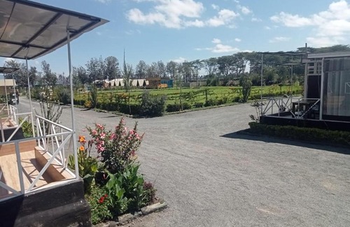 Naivasha Villa | Boffar cabins