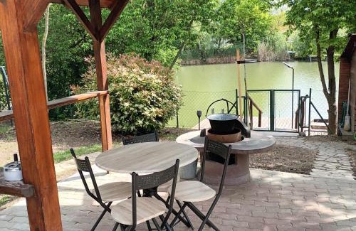 Nagylapos House | Boglárka Horgásznyaraló