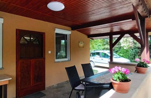 Nagylapos House | Boglárka Horgásznyaraló