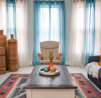 West New Haven Apartment | Bohemian Nook At Elm City Flats