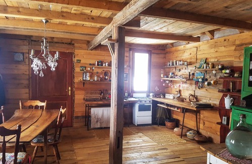 Beocin Cabin | Boho eco cabin in the woods on Fruška gora