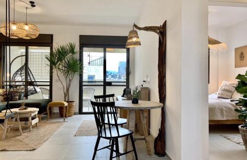 Haifa Apartment | Boho Gem Near Talpiot Mkt by Sea N' Rent