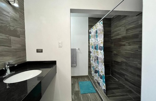 Juarez Municipality House | Bonanza casa de huespedes a 5 minutos del consulado