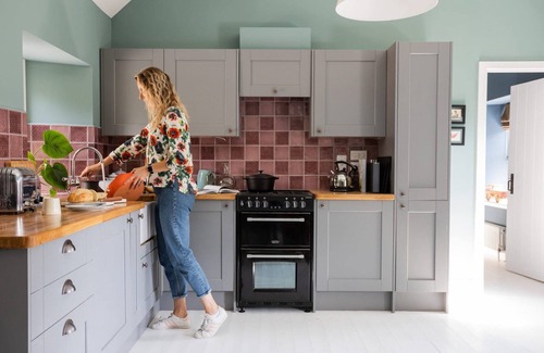 Stonehaven House | Bonnie Dye Bothy is a charming and beautifully finished countryside retreat for two. Outside, you’ll find a hand-built outdoor kitchen with a Big Green Egg barbecue and a private Swedish wood-fired hot tub. Pet friendly sleeping 2.
