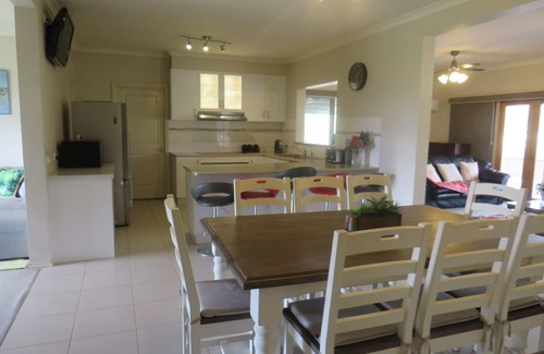 Woodfield House | Bonnie Valley Retreat - Rural Bonnie Doon Property