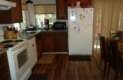 Twain Harte House | Book your Summer trips now as we fill up fast! Air cond. and private lake!