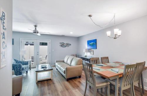 Saint Simons Heights House | Boozie's Bungalow