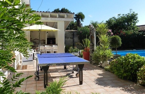 Talence House | Bordeaux-Villa with air-conditioning and heated pool