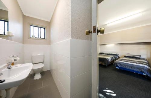 Border Village Hotel | Border Village Roadhouse