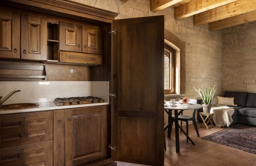 Pietrelcina House | Borgo Olivo-HOME BIANCOLILLA