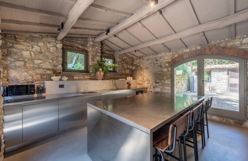 Twist Villa | Borgo Petreto