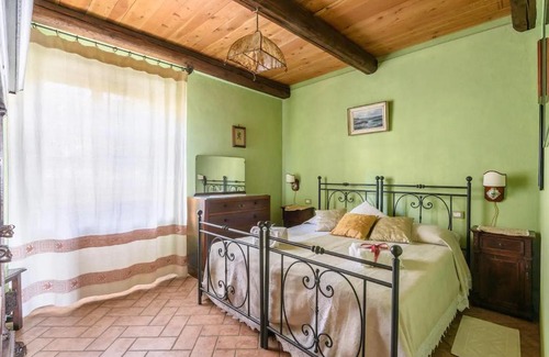 Tuoro sul Trasimeno Apartment | Borgo Sanguineto