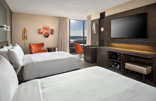 MIT Hotel | Boston Marriott Cambridge