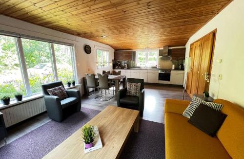 Diever Ski Chalet | Boszicht