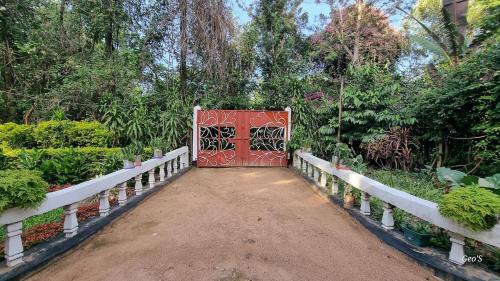 Mwanza House | Botanic Hideaway Home, 5km from Mwanza airport