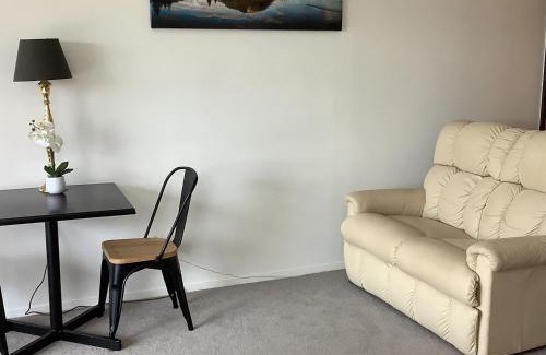 Tauranga South Bed & Breakfast | Botanical Haven